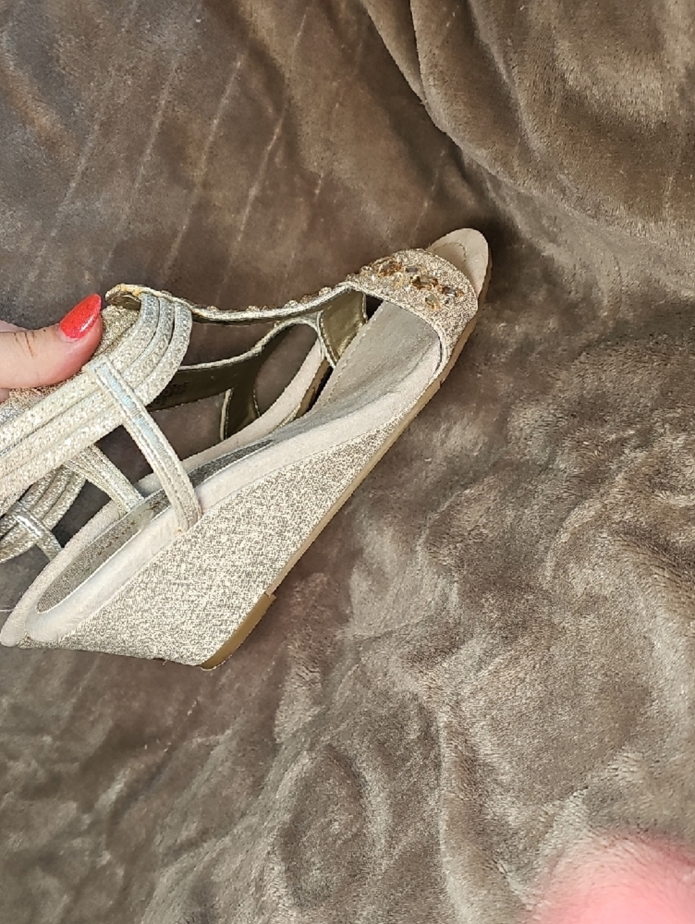 East 5th Violetta Silver Jeweled T-Strap Wedge Sandal Size 6.5 Womens - Picture 4 of 8